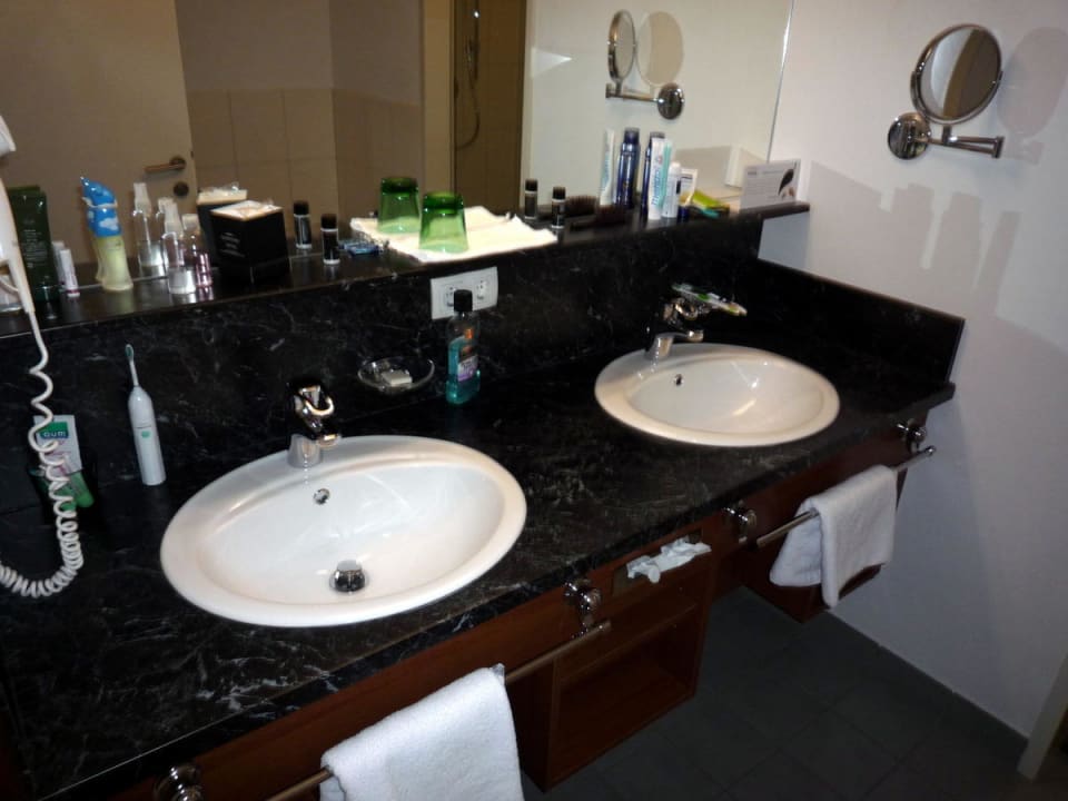 Bad elaya hotel steinplatte
