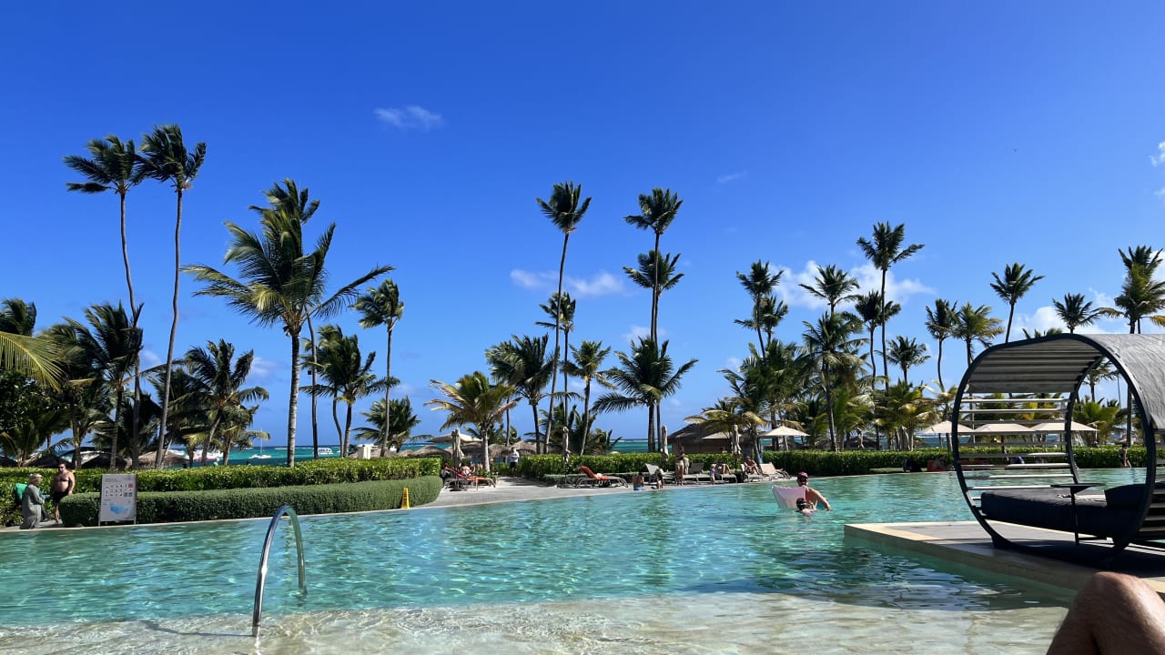 Pool Lopesan Costa Bávaro Resort, Spa & Casino