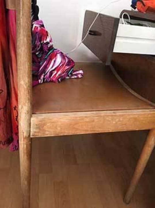 Möbel desolat Hotel Slaven