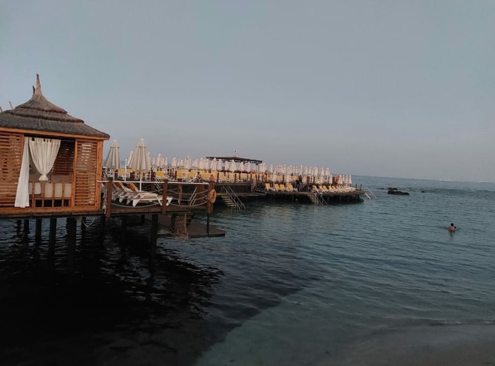 Strand Salamis Bay Conti Resort Hotel & Casino