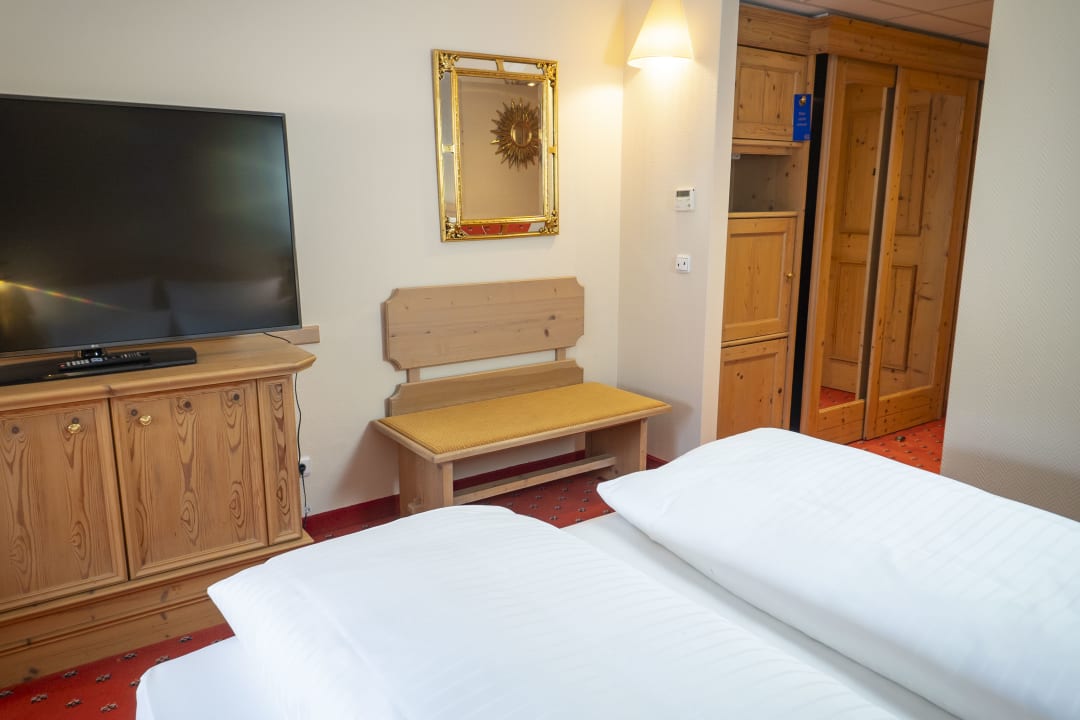 Zimmer Atomis Hotel Munich Airport by Mercure