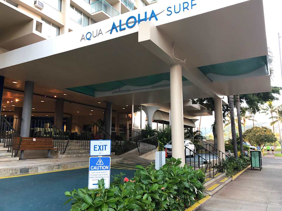 Lobby Aloha Surf Hotel Rooms