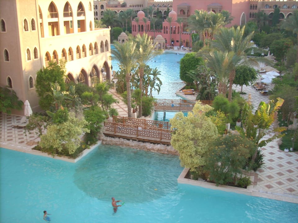 Vom Zimmer auf die Poolanlage Makadi Palace