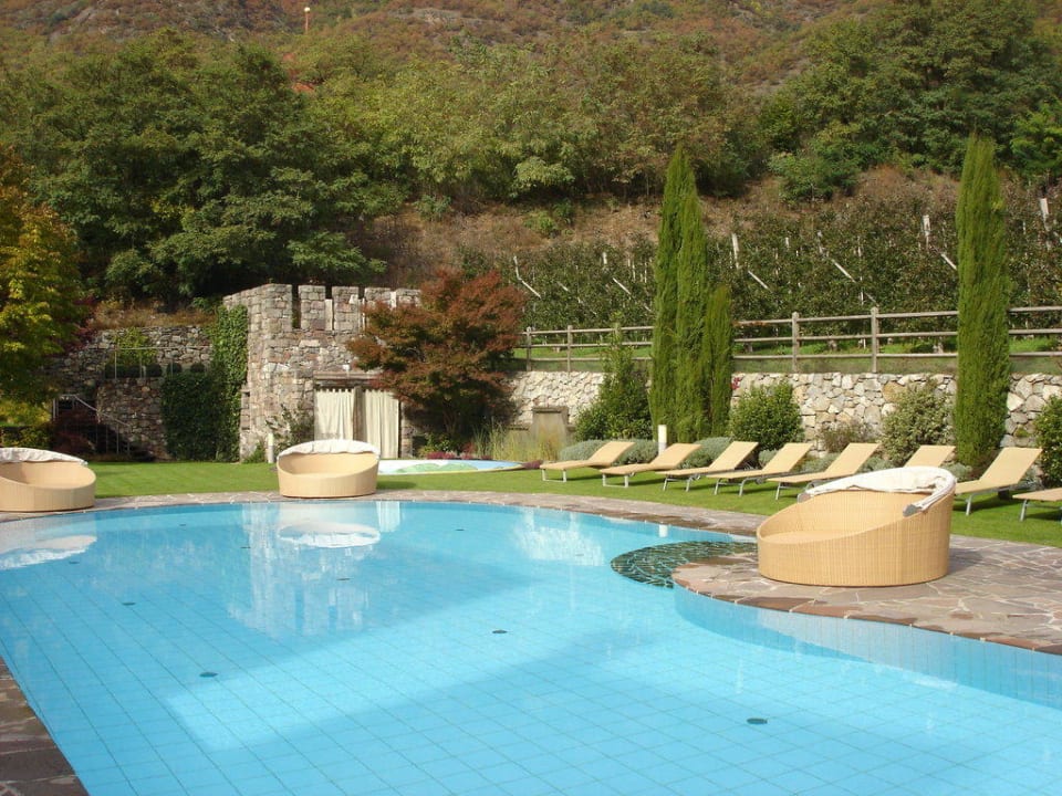 Poolanlage Lindenhof Pure Luxury & Spa DolceVita Resort