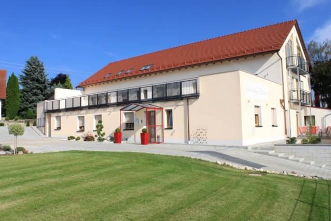 Landhotel-Gästehaus Winter Landhotel-Gästehaus Winter