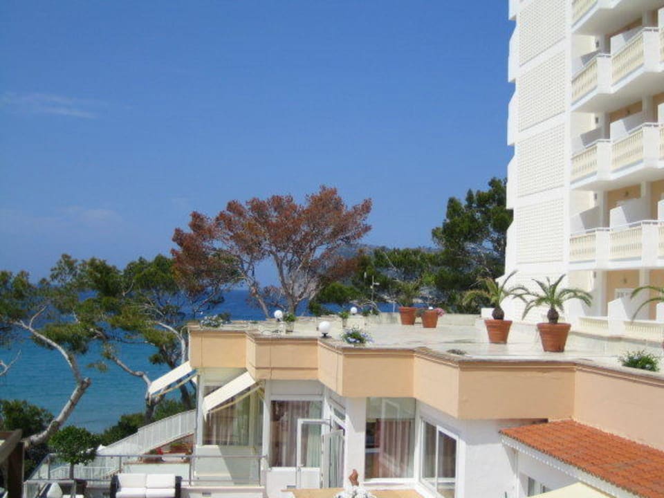 Vorderseite - direkt am Eingang  Universal Hotel Lido Park & Spa