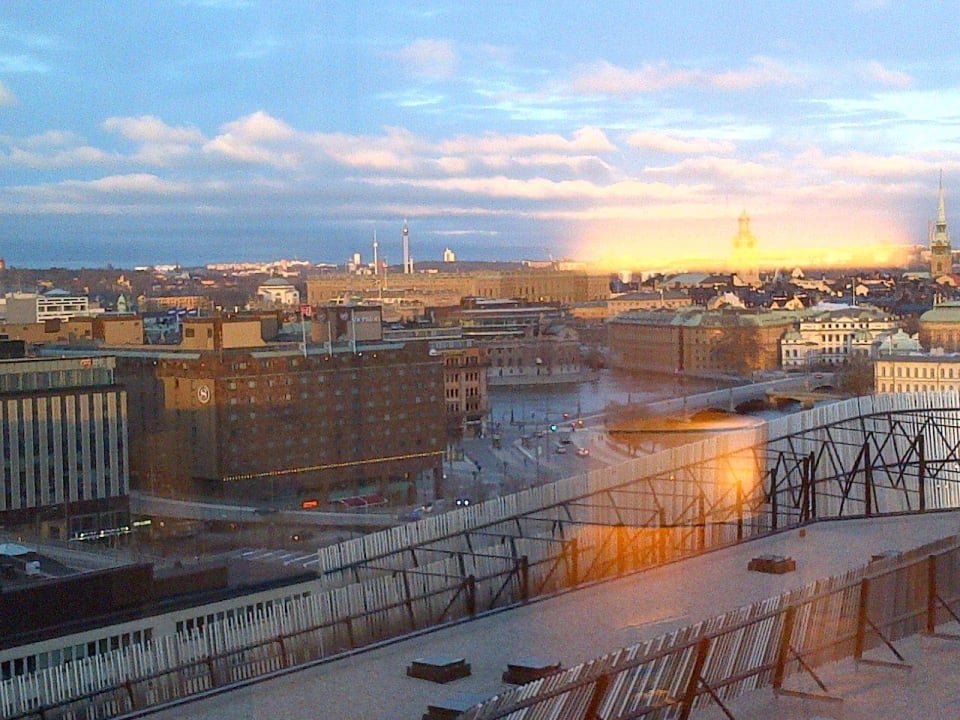 Abendstimmung Radisson Blu Waterfront Hotel