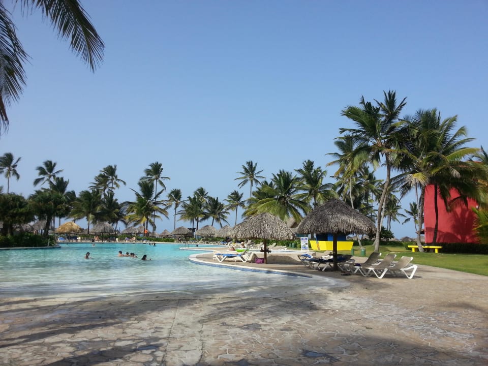 Pool Punta Cana Princess All Suites Resort & Spa