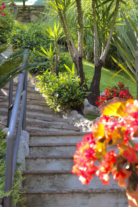 Gartenanlage Relax Hotel Villa La Gardenia & Oleandra