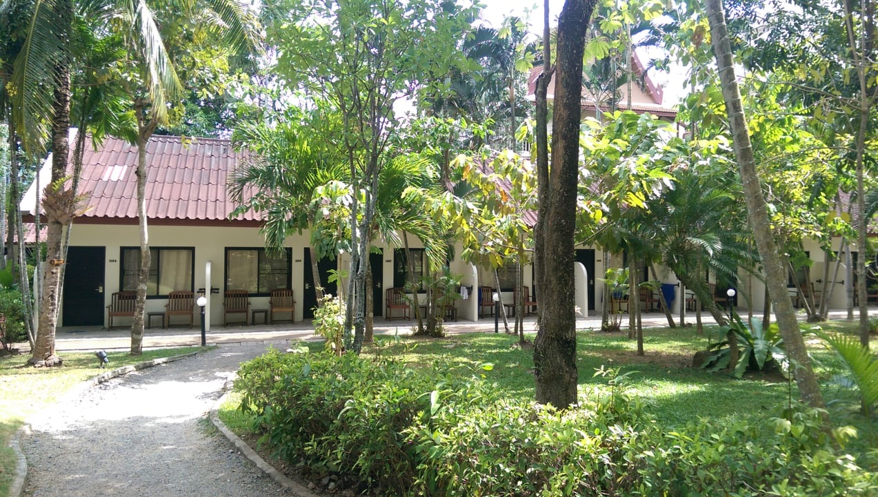 Gartenanlage Deevana Patong Resort & Spa