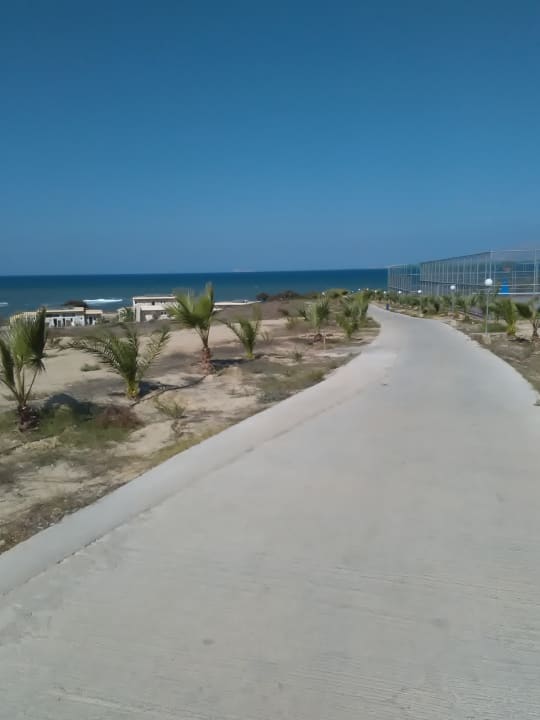 Strand Hotel Kouros Palace