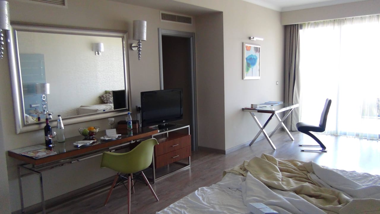 Zimmer Atrium Platinum Luxury Resort Hotel & Spa