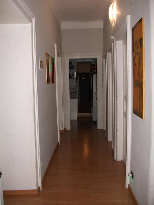 Flur von dem alle Zimmer abgehen Residenza Piccolo Principe