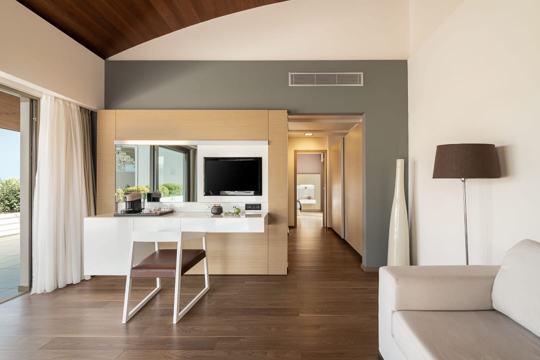 Zimmer Avra Imperial Hotel