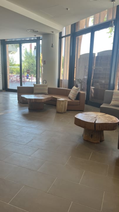 Lobby Hotel Novotel Marne La Vallée Collégien