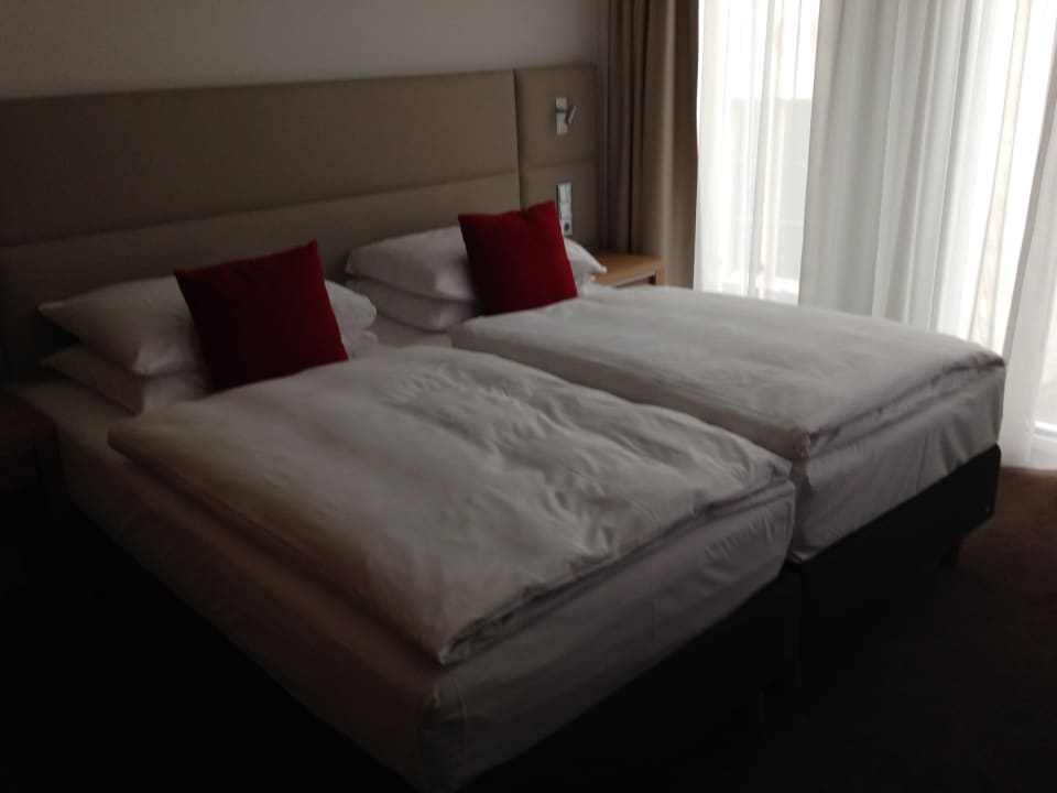 Komfort Twin Bett H4 Hotel München Messe
