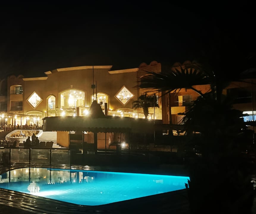 Pool Utopia Beach Club