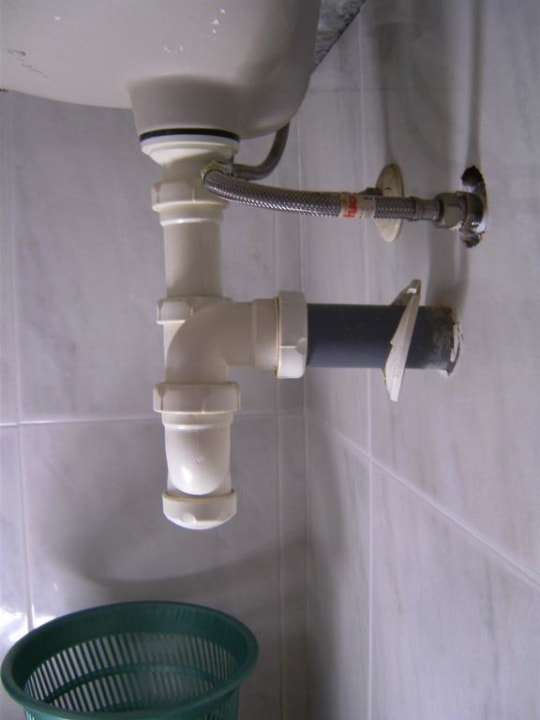 Unterm Waschbecken Hotel Osiris