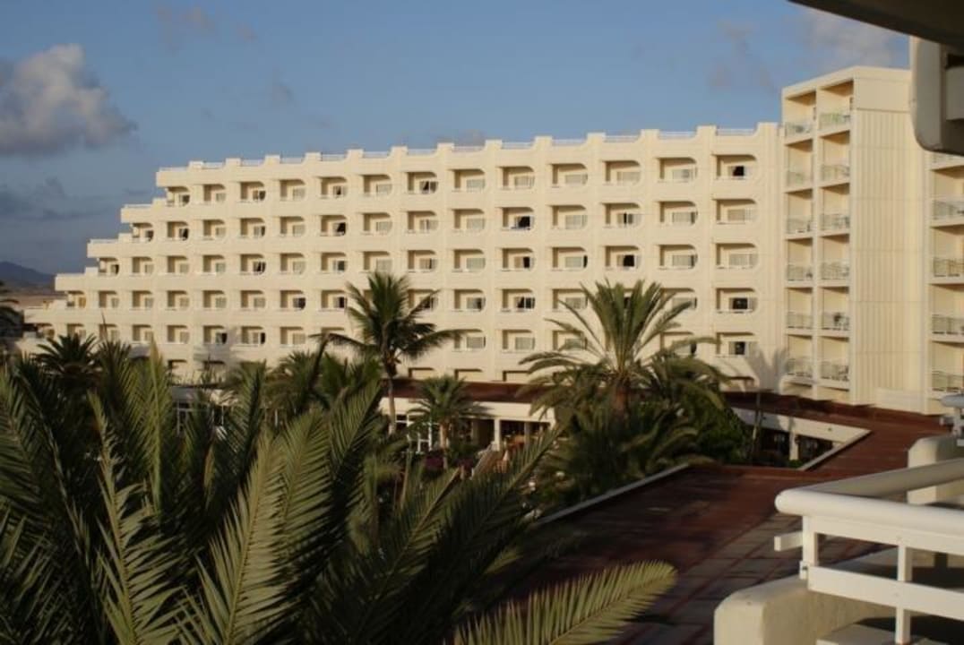 Außenanlage Hotel Riu Palace Tres Islas