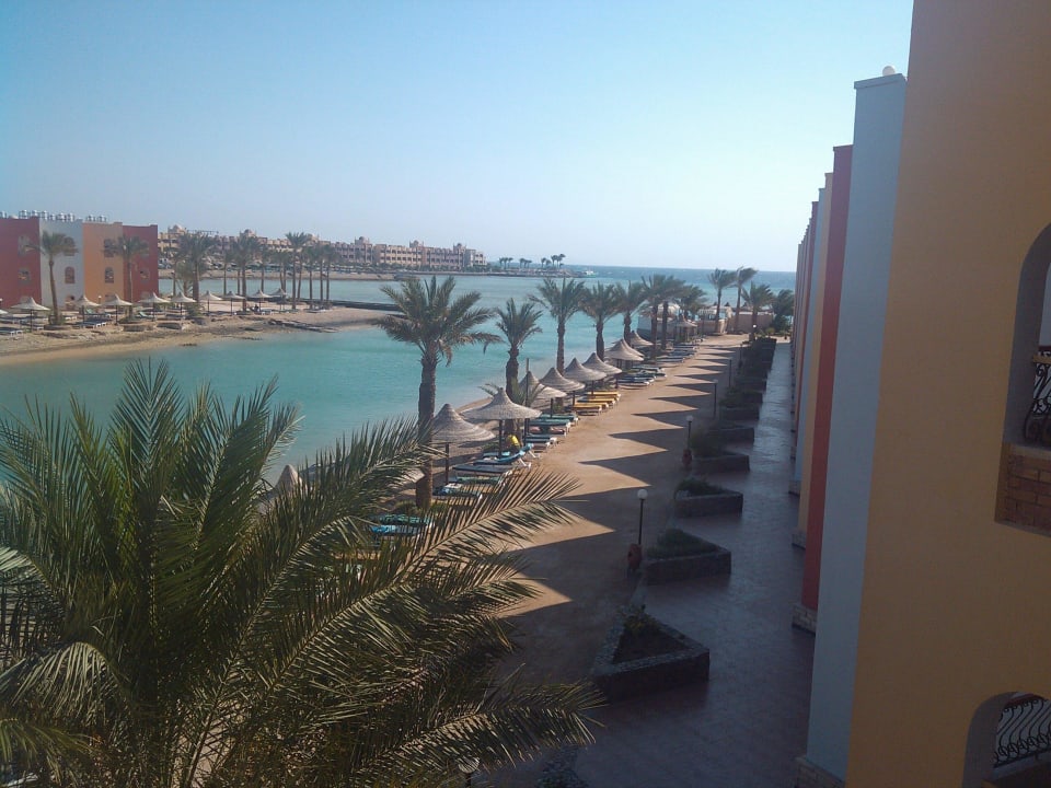 Außenansicht vom Balkon Arabia Azur Resort