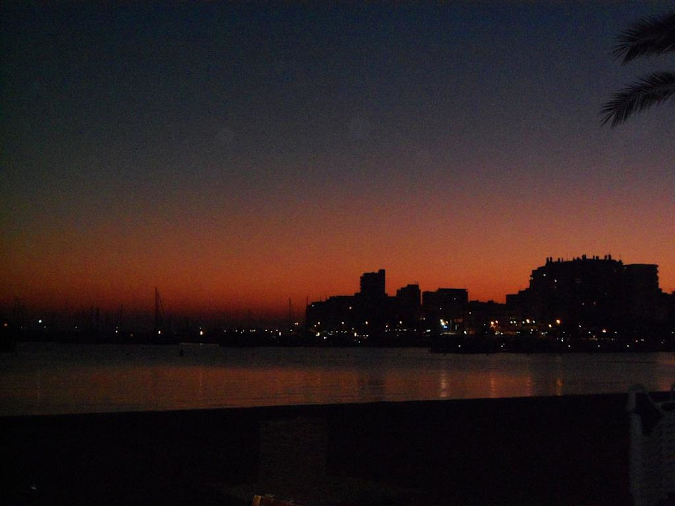 Sonnenuntergang Hotel Osiris