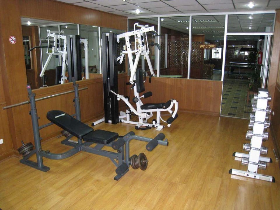 Fitnessraum Best Western Phuket Ocean Resort