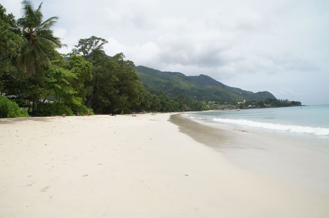 Strand Beau Vallon, vor dem Hotel Berjaya Beau Vallon Bay Resort & Casino