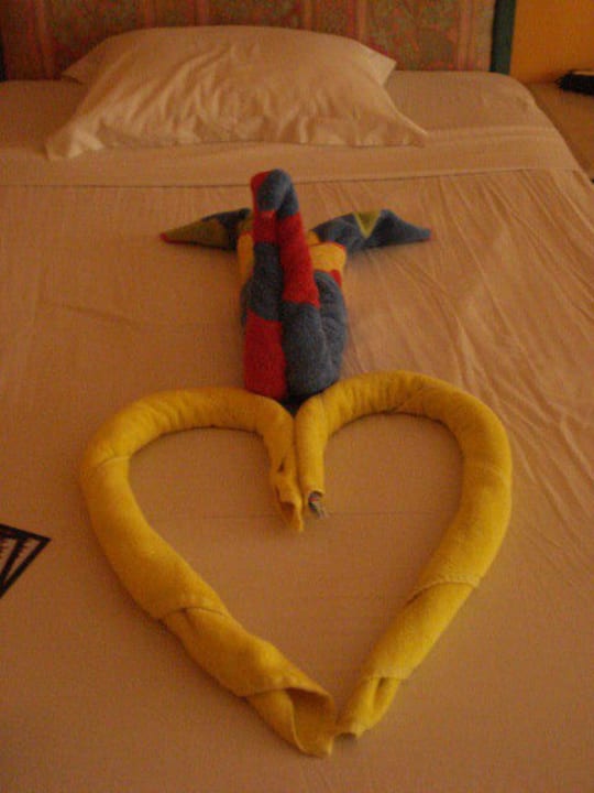 Figur aus Handtüchern Arabia Azur Resort
