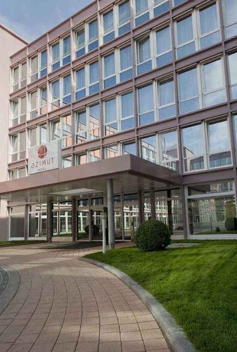 Outside picture acom Hotel München