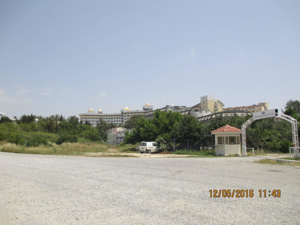 Rückseite des Hotels vom Strand aus Side Alegria Hotel & Spa - Adults only +16