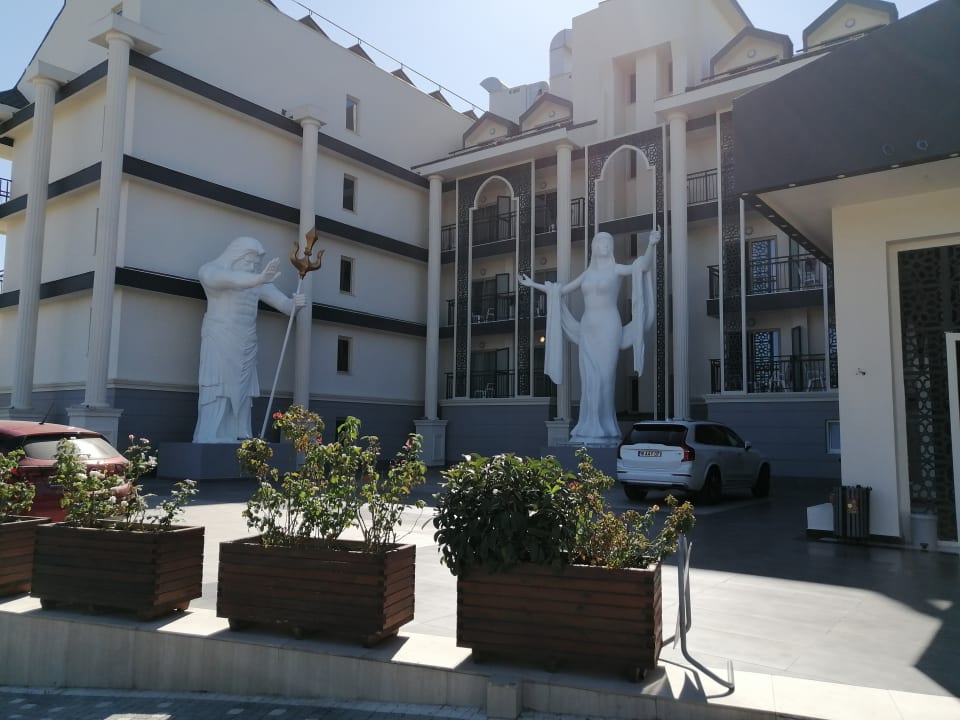 Außenansicht Dream World Palace Hotel