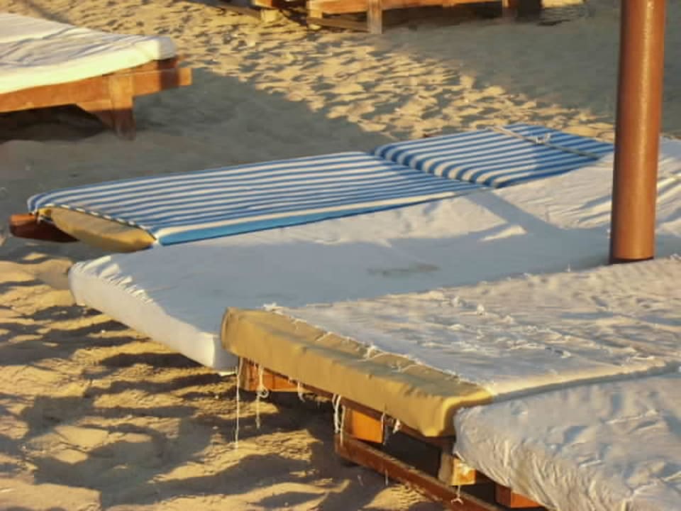 Strandliegen Pyramisa Beach Resort Sahl Hasheesh