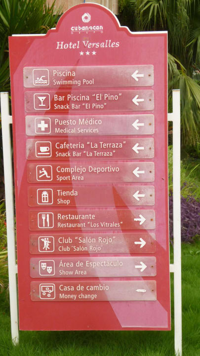 Wegweißer Hotel Versalles