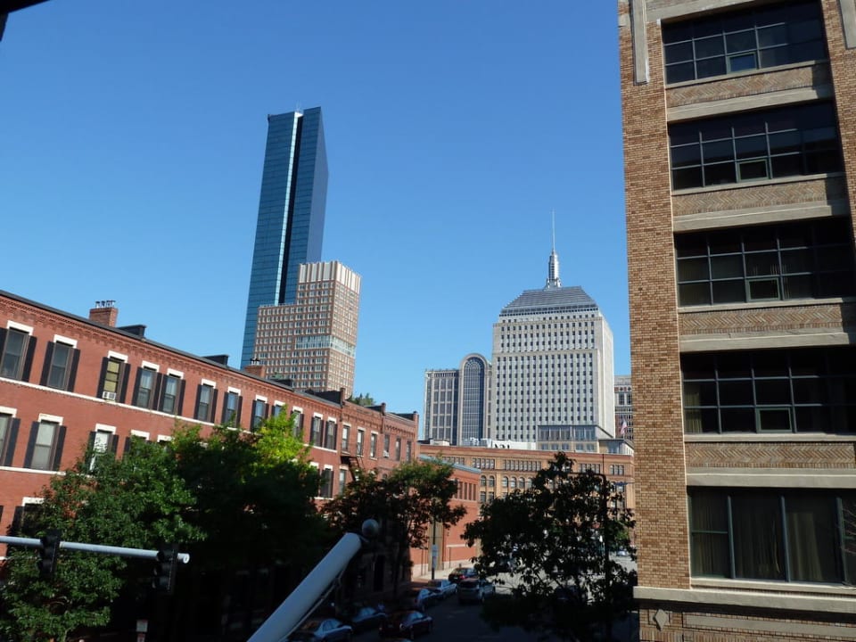 Blick aus unserem Fenster Staypineapple at The Alise Boston