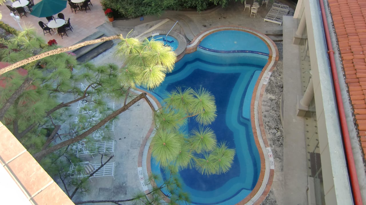 Pool Krystal Satelite Maria Barbara