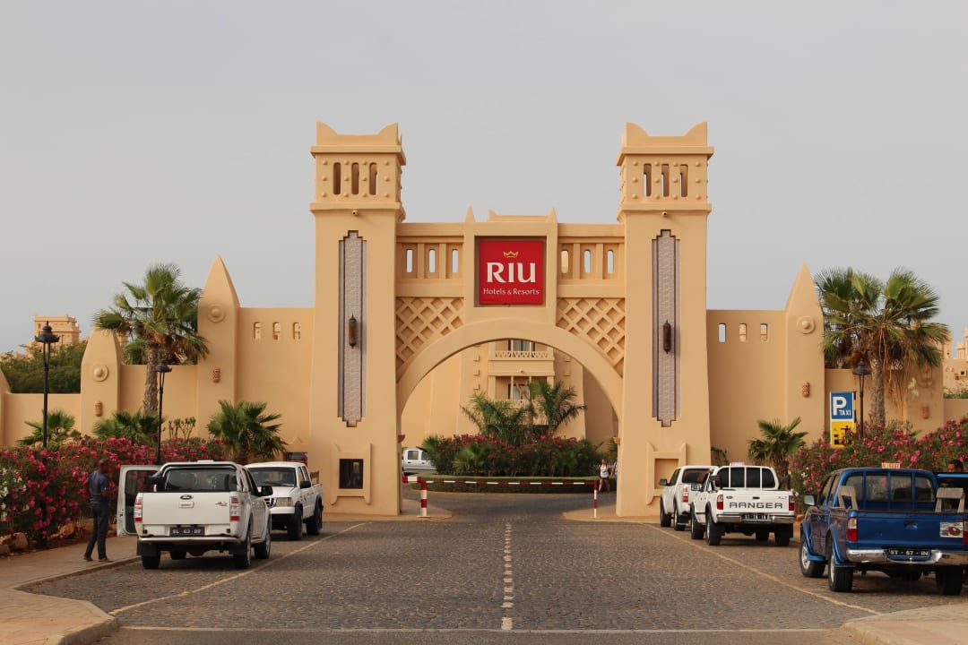 Eingang Hotel Riu Touareg