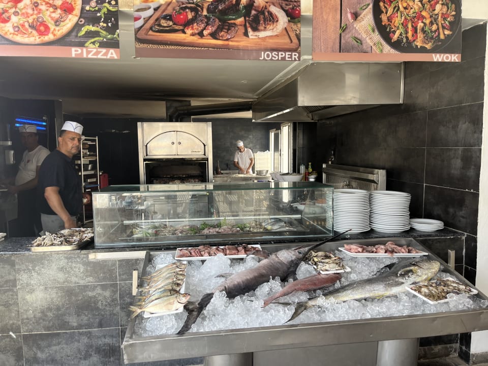 Gastro The Orangers Beach Resort and Bungalows