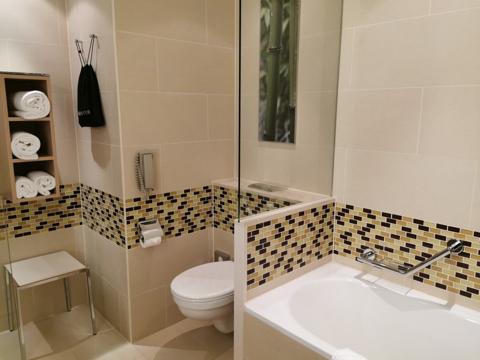 Zimmer Hilton Frankfurt Airport