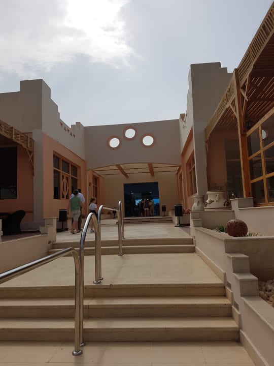 Außenansicht Three Corners Sea Beach Resort