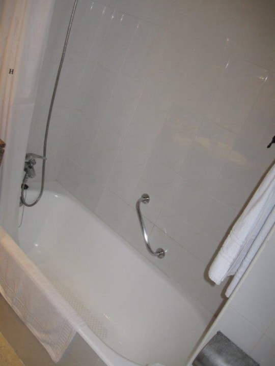 Bad / Duschwanne allsun Hotel Cristóbal Colón