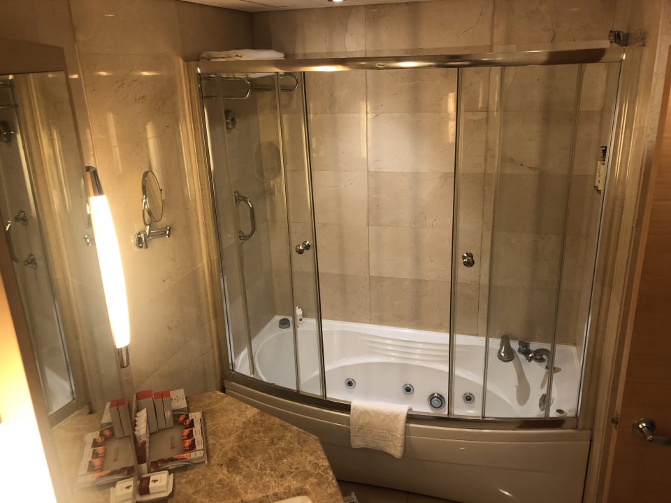 Zimmer Ramada Plaza By Wyndham Istanbul City Center