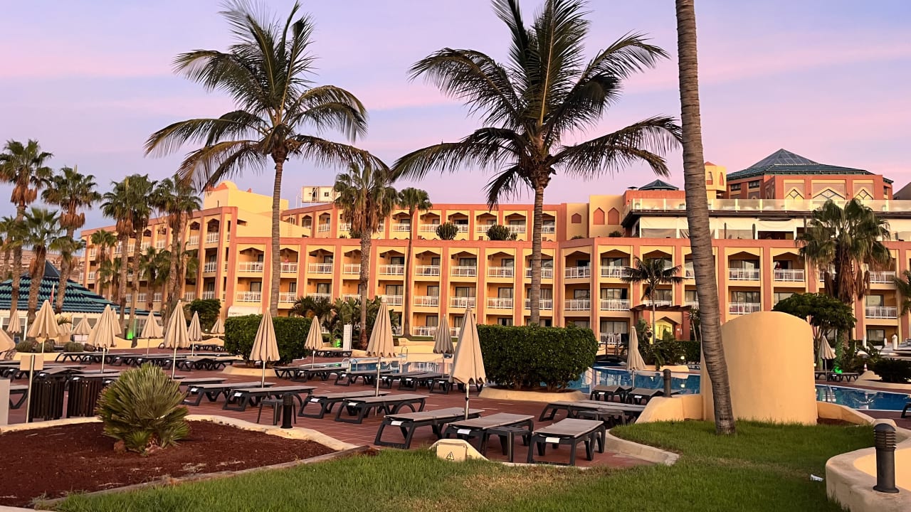 Außenansicht H10 Playa Esmeralda - Adults only