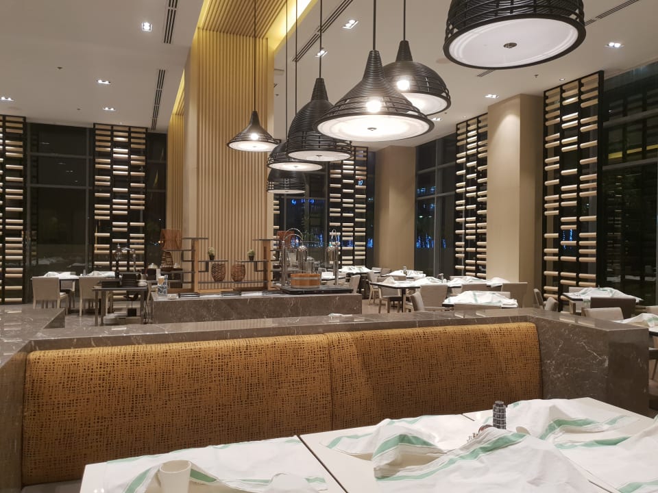 Gastro Courtyard by Marriott Iloilo