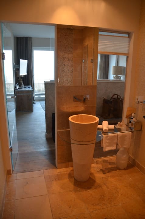 Selbst beim duschen Meerbklick Hotel Strand am Königshafen