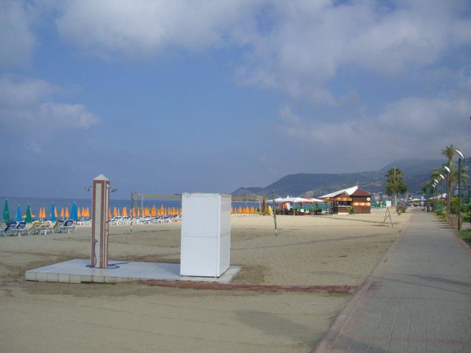 Strand Hotel Kleopatra Bebek