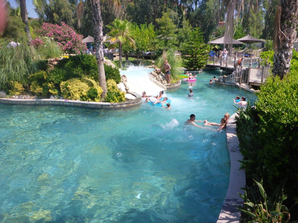 Lazy River Club Grand Side