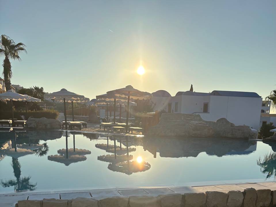 Außenansicht Mitsis Selection Blue Domes