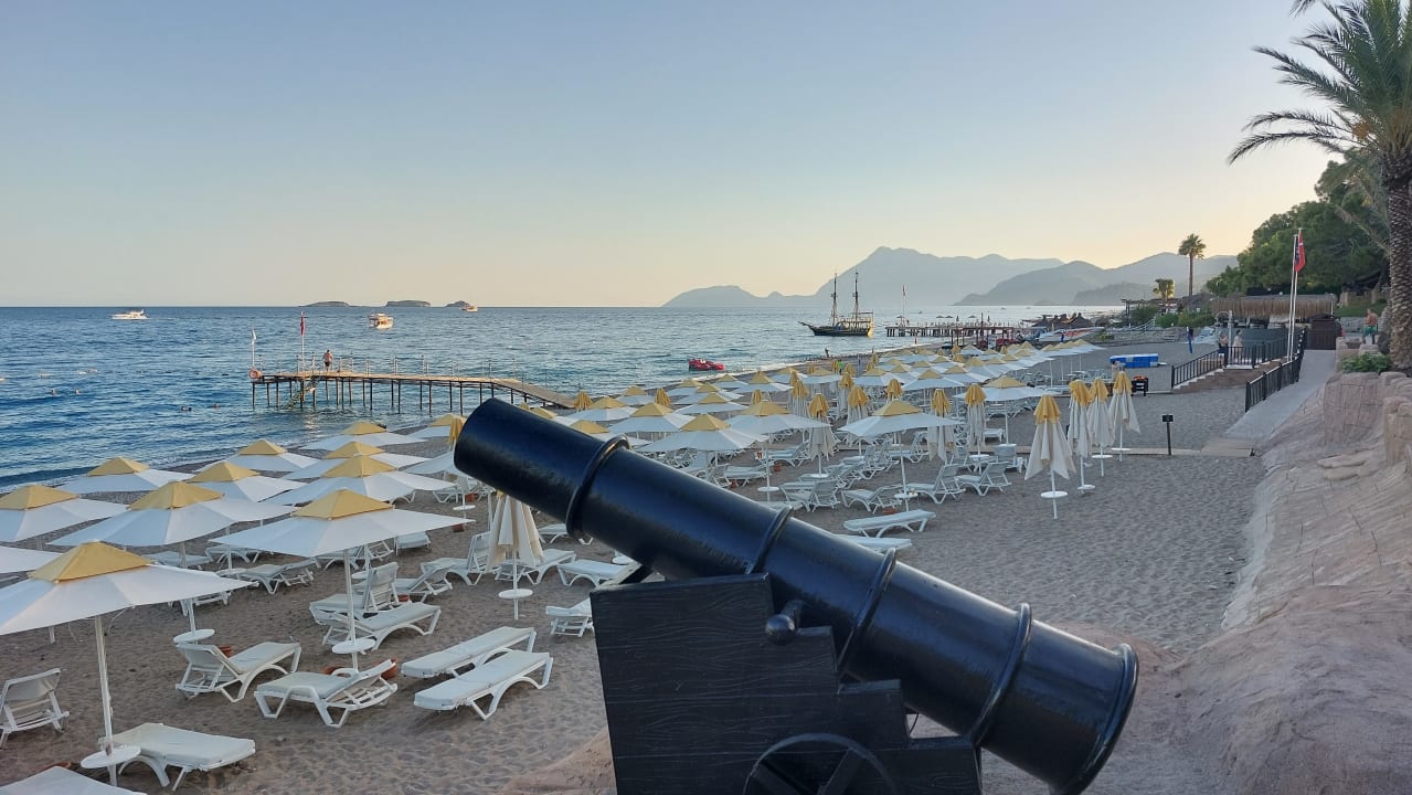 Strand Pirate's Beach Club