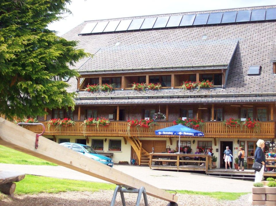 Seitenansicht mit Terrasse Gasthof zum Engel