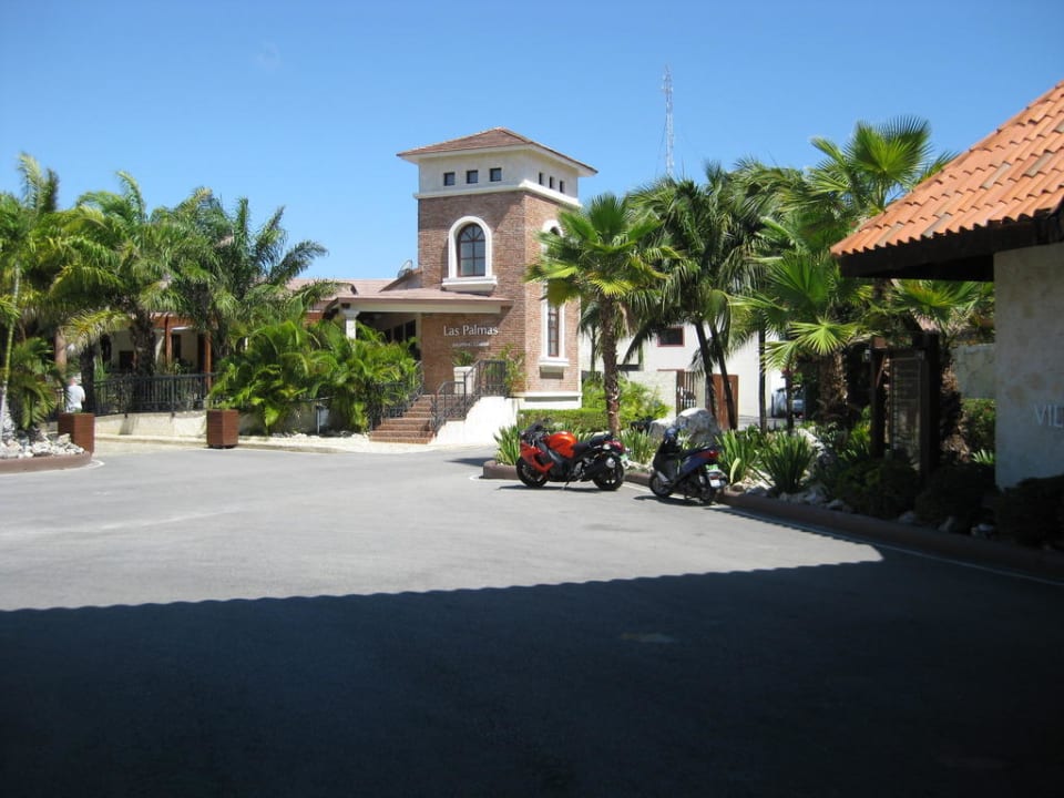 Blick zum E-Center Villas Bavaro Resort & Spa